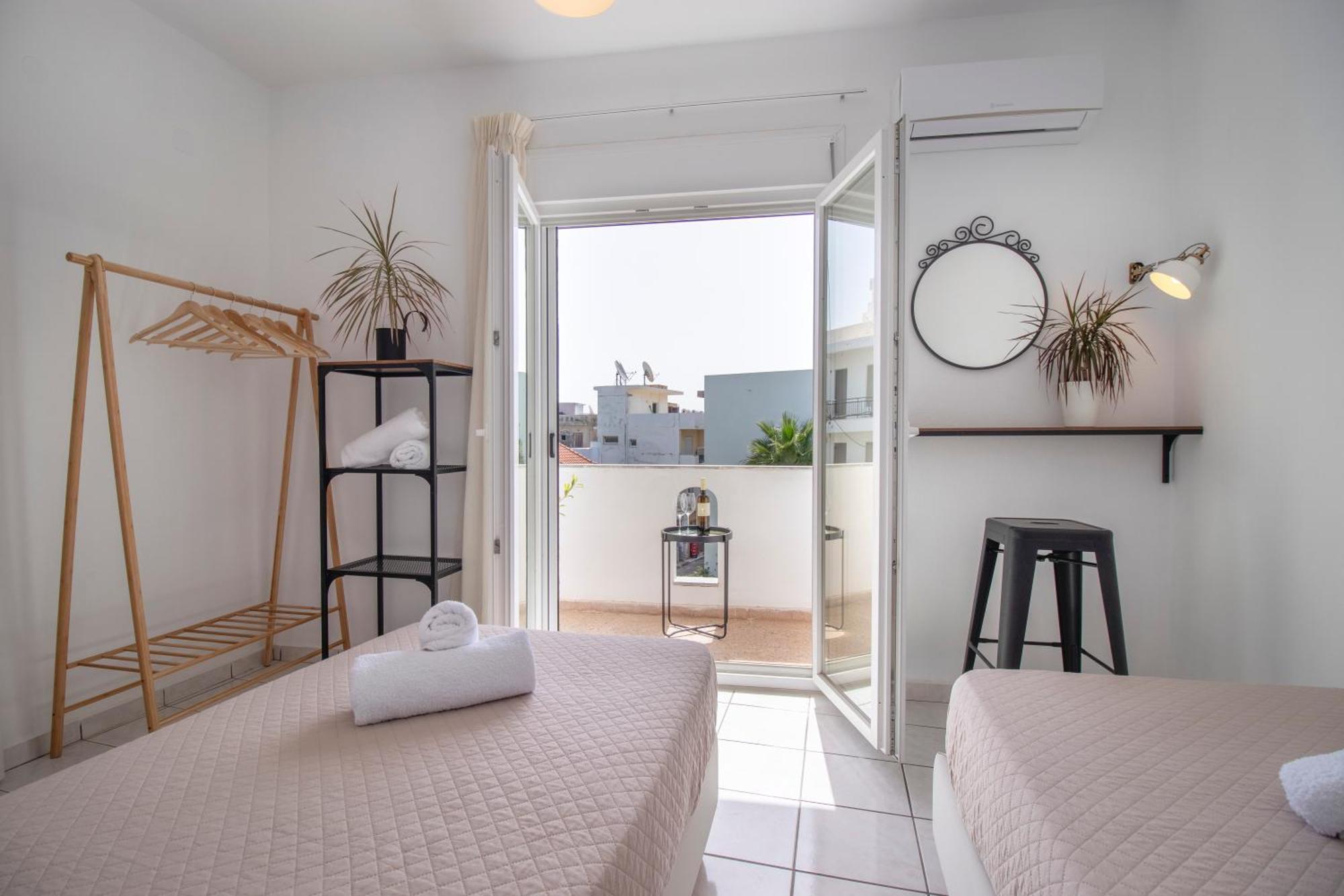 Babilia Central Appartment Suites Limenas Hersonisou Hersonissos  Dış mekan fotoğraf